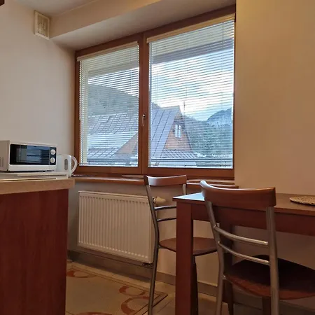 Zako Pod Reglami Apartment *